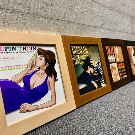 お気に入りのレコードをフレームに飾って自分だけのジャケットミニ展覧