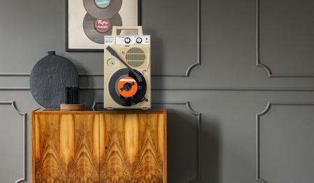 完全復刻！話題の『GP-N3R』ポータブルレコードプレーヤー : ディスク