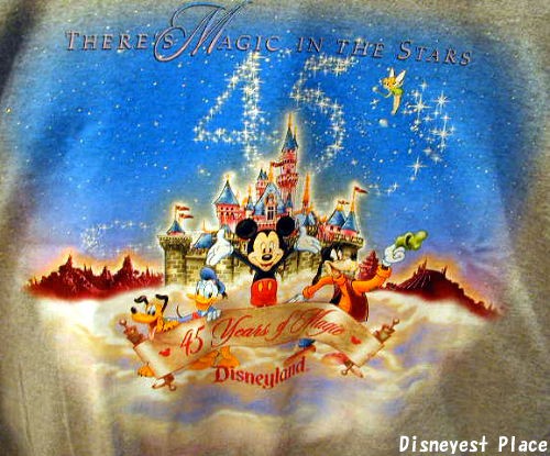 開園45周年のディズニーランド : Disneyest Place