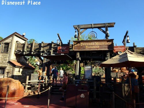 ビッグサンダー マウンテン ｍｋ 40周年 Disneyest Place