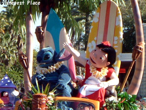 映画 リロ スティッチ 公開記念日 Disneyest Place