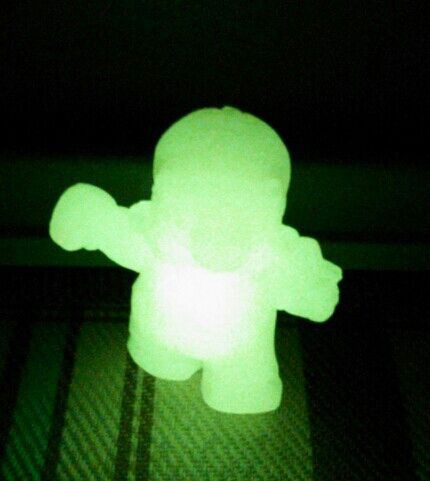 スーパーマリオブラザーズ消しゴムFC版ファミコンチョコ　初期クッパ　暗闇で光る スーパーマリオブラザーズ消しゴムFC版ファミコンチョコ 初期クッパ