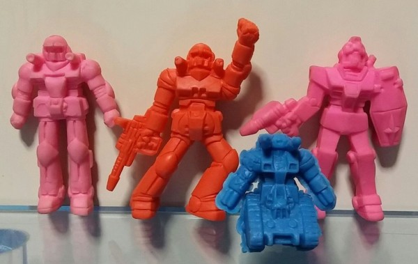 機動戦士ガンダム 消しゴム ガン消し リアルタイプ 山勝 コスモス