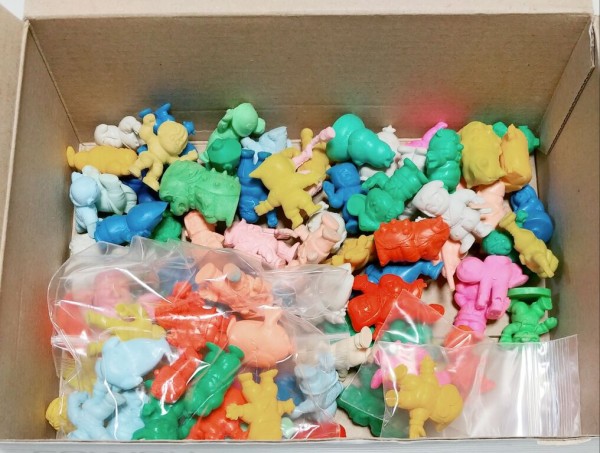 本物？パチ物？ 出所が分からないファミコン消しゴム ファミリー
