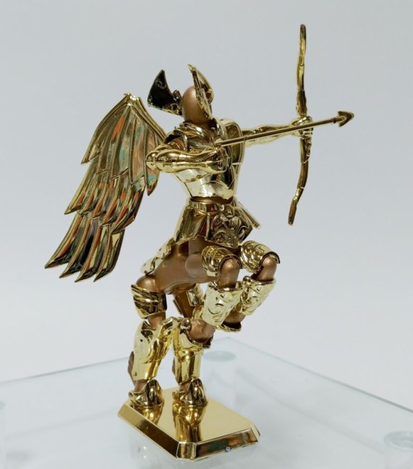 ゴールドクロスコンプ！ 聖闘士星矢 プラモデル 射手座の黄金聖衣