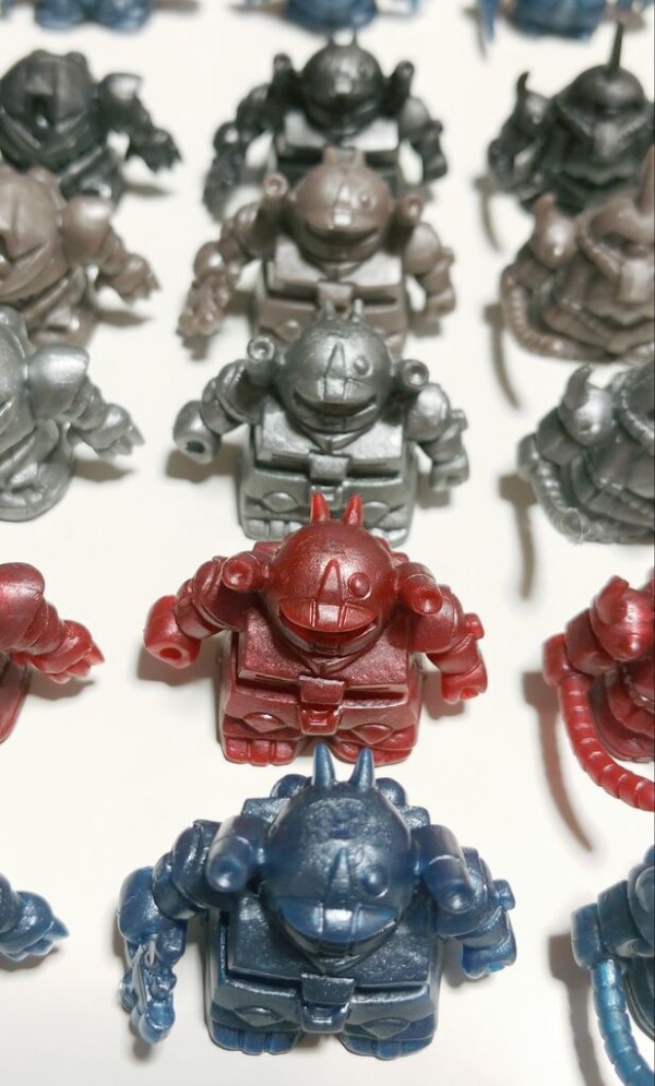 【ガン消し】メタリックゴールド＆シルバー（レア品） レアカラー祭り! メタリック SDガンダム ガン消し 消しゴム