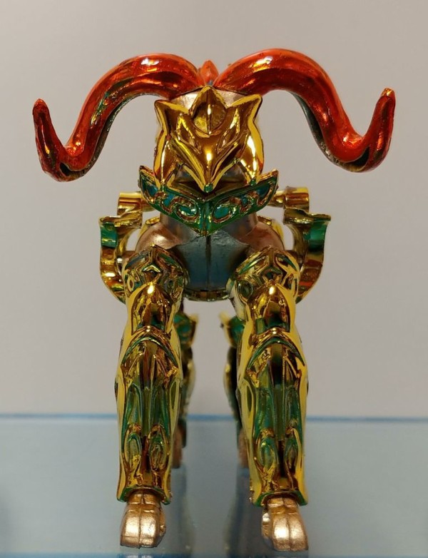 聖闘士星矢 プラモデル 牡羊座の黄金聖衣 セイントアリエス