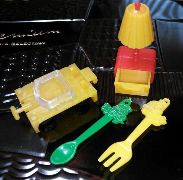 昭和レトロ 森永のオマケとグリコのオマケ : トレジャーハンティン部