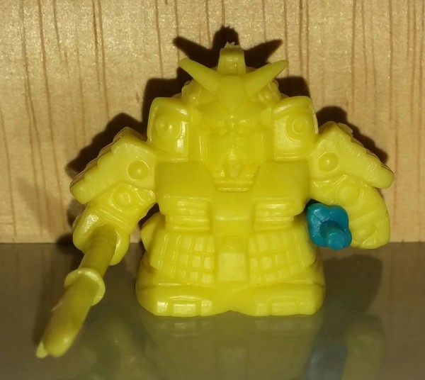 改造日記 ガン消しの両手に武器を持たせたい！ 穴開け SDガンダム ガン