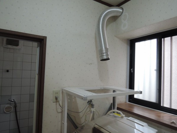 ガス乾燥機を設置しました 穴はよく考えて開けた方が良いｗ ダッド パパ のdiy Usedブログ