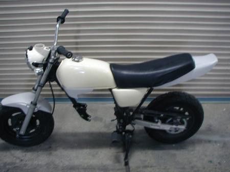 バラ売り xr100 モタード 外装 カウル ブレンボ アグラス frp パーツ