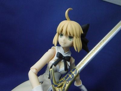 figma セイバー/アルトリア・ペンドラゴン[リリィ]第三再臨ver