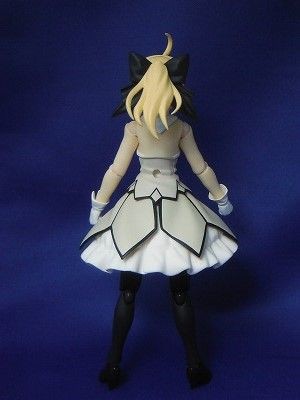 Amazon | figma ．EX 038 Fate/Grand Order セイバー/アルトリア