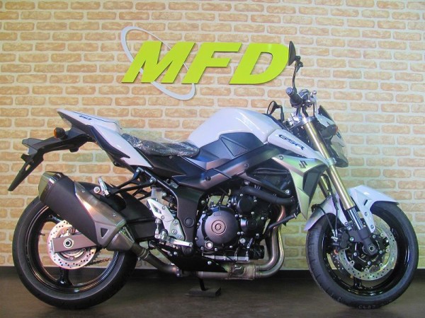 GSR 750 シングルシート カウル 【公式通販】