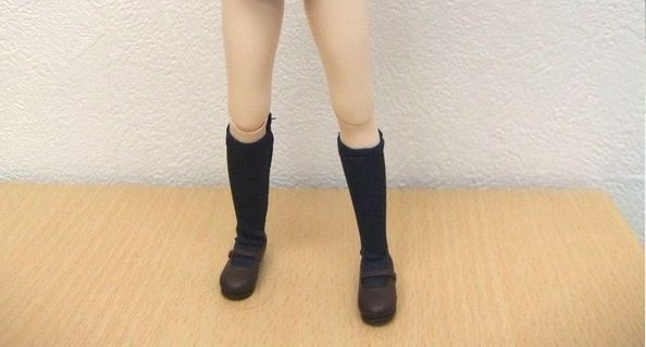 まさかの「お裁縫」？ 「くつ下」制作 : フィギュアとDOLLの狭間で