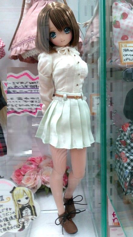 見よ！ これこそ真のLL胸だ！ : フィギュアとDollの狭間で