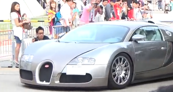 動画 2億円のヴェイロン 車高が低く下回りを擦る ドラレコ速報 事故ニュースまとめ 動画 2億円のヴェイロン 車高が低く下回りを擦る ドラレコ速報 事故ニュースまとめ