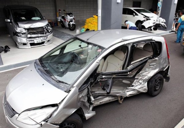 兵庫 車３台衝突事故 信号無視で交差点に進入 ３人死傷 小野市 ドラレコ速報 事故ニュースまとめ