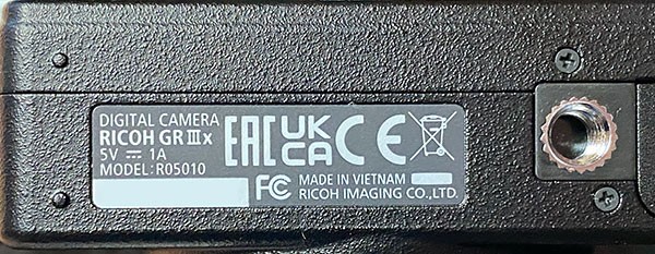 RICOH GR IIIx 本体・充電器・USBケーブル付き　動作確認済み 31qPgZ6we2L.jpg_BO30,255,255,