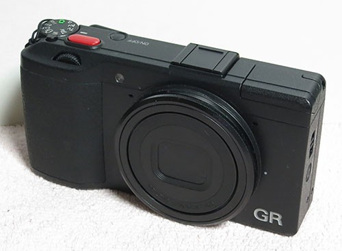 リコー GR カスタマイズサービス再び ～ダブル赤仕様にしたけれど