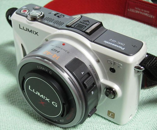 超小型！新時代の標準ズームレンズ LUMIX G X VARIO PZ 14-42mm