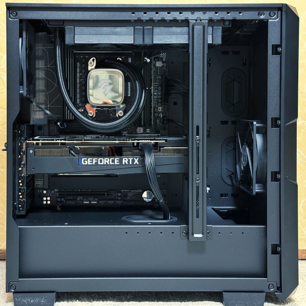 ゲーミング PC を新調してから1年、だいぶ満足と少しばかりの反省と