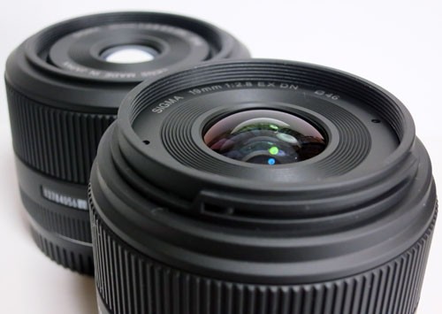 第2の NEX用広角レンズ／シグマ 19mm F2.8 EX DN (Eマウント