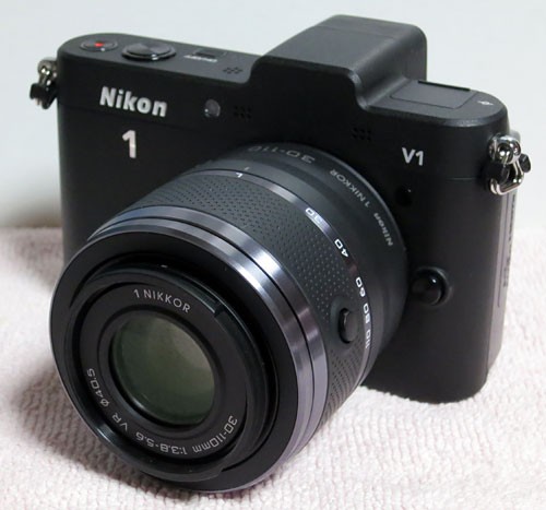 Nikon 1 V1 用 Richard Franiec カスタムグリップと予備バッテリー