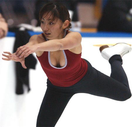 安藤美姫の抜けるエロ画像wwwwwwwww 動画にゅーす24