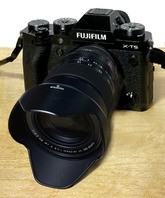 FUJIFILM X-T5 おまけ付き Fujifilm X-T5 Fuji SLR camera out of the box, quickly share