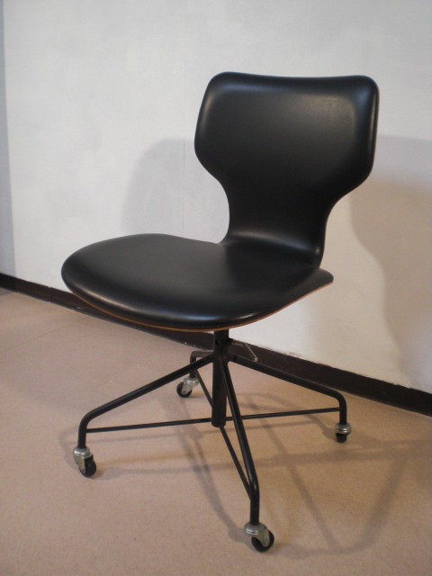希少ヴィンテージ オリジナル 天童木工 剣持勇 キャスターチェア 回転