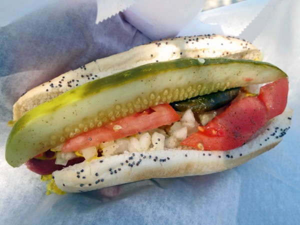 Kim Carlo S Chicago Style Hot Dog Store シカゴ 食で奏でる旅の記憶