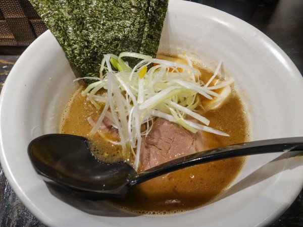 麺屋 奨 Tasuku 町田店 東京都町田市 食で奏でる旅の記憶