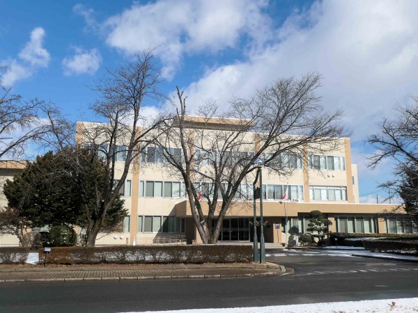 岩大文学 創刊号　　岩手大學學芸學部文芸部（盛岡市上田） 岩大文学 創刊号 岩手大學學芸學部文芸部（盛岡市上田）