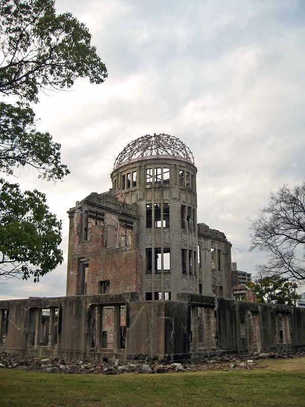 原爆ドーム 広島市中区 食で奏でる旅の記憶