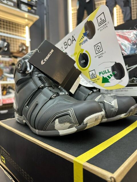 Rie、DUVETICA&COACH 2点おまとめ Signature Rental Cars Coach Sac Bandouliere Thiseverydaystyle On LTK