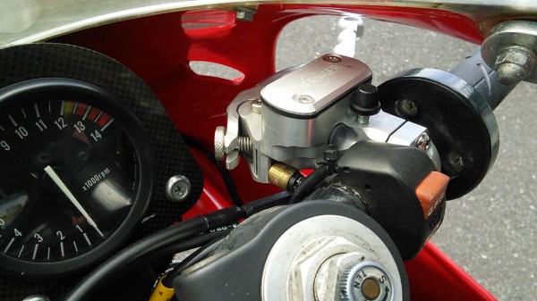 NSR250R】95SPをノーマルルックでグレードアップ！【和光