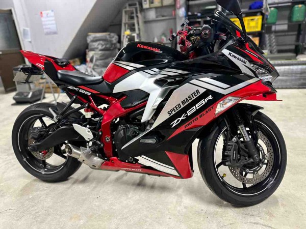 ku-rin様 2点 郡山】ZX25Rカスタム😍とタイヤのお知らせ : 2りんかんブログ