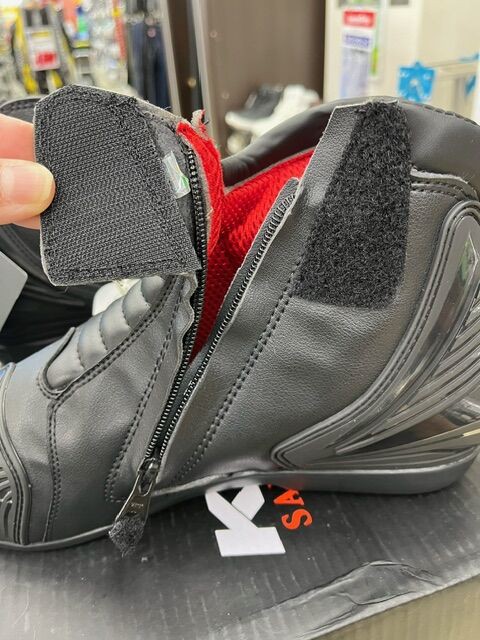 奈良2りんかん】夏には夏用のシューズを！コミネの本格派ライディング