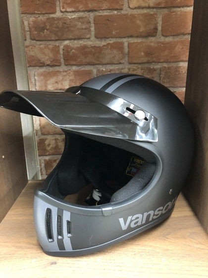 新作VANSONヘルメット入荷しました！ : 2りんかんブログ