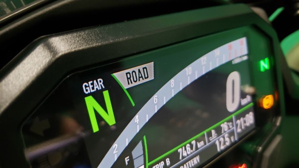 馬力測定】ZX-4R！！ RVF GSX-R ZXRと比較してみました