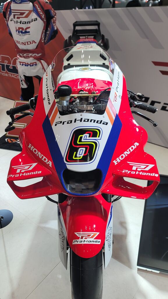 中上選手来店！RC213V 特別展示!!!! メーカーイベント多数のスペシャル