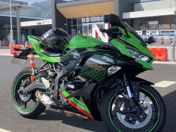 新品同様 ZX-25R 420km試乗レポート！ : 2りんかんブログ ギター