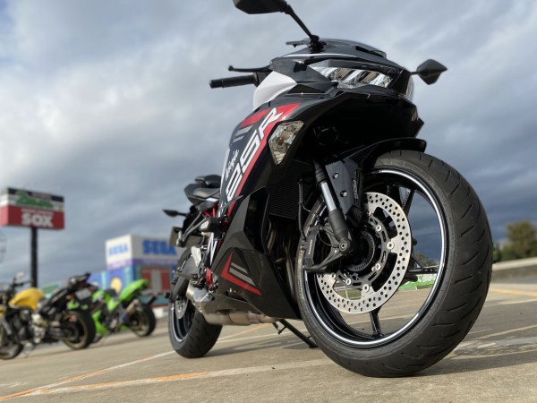☆【ZX-25R】マフラー交換のご依頼♪☆ : 2りんかんブログ