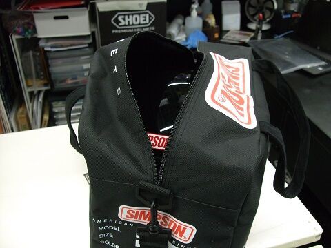 新山下】シンプソンのヘルメットバッグが入荷！ : 2りんかんブログ