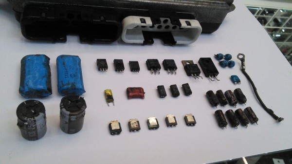 NSR250R PGM-III ECU メンテナンス済み $_57.JPG?set_id=8800005007