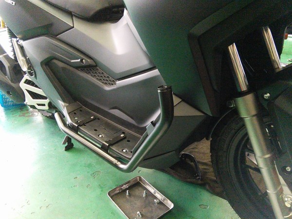 和光 りんかん ADV160にフォグライトをカッコよく着けてみた