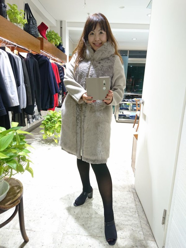 美品✨Lisa Conte' リサコンテ　リアルムートンコート　レザー 2025年最新】Lisa Conte ムートンコートの人気アイテム - メルカリ