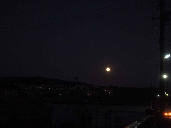 高槻の夜空 今年の中秋の名月のようす 2025年10月6日 : 高槻Network新聞