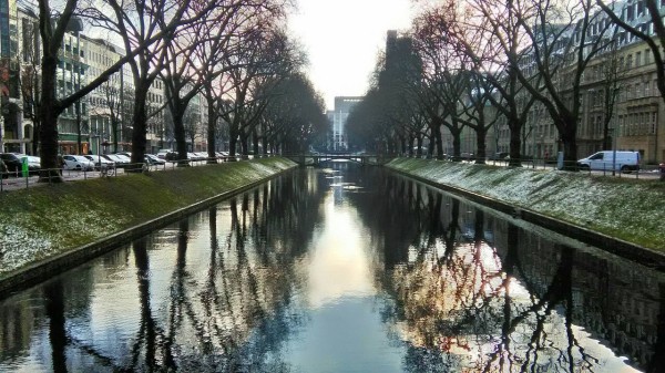 ドイツ ライン川沿い デュッセルドルフ コロナの影響が大きい街のようすを高槻と比較してみる 21年1月 高槻network新聞